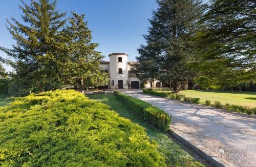 Entraigues-sur-la-Sorgue Bed & Breakfast | Villa Liberty