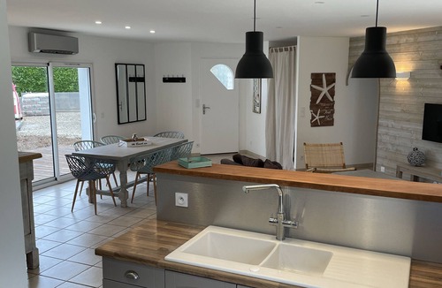 Bourcefranc-le-Chapus House | Villa Lila (Air-conditioned)