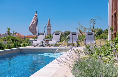 Galizana House | Villa Lily - Private Pool, Lovely Garden