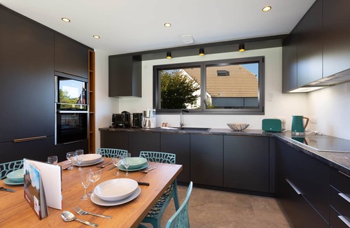 Ittenheim House | Villa Lion | Private SPA, Jacuzzi/Heated Pool