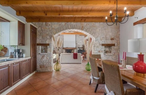 Buzet House | Villa "Livia" with a view of the water