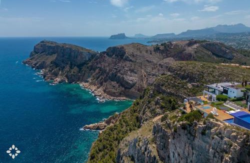 Cumbre del Sol Villa | Villa Llebeig by Abahana Luxe
