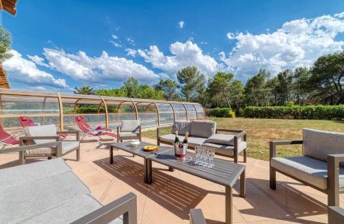 Puget-sur-Argens Villa | Villa located between Cannes and SaintTropez