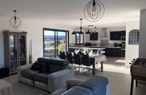 Escales Villa | Villa located in a charming village between Narbonne and Carcassonne.