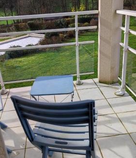 La Bazoge Bed & Breakfast | Villa Longue vue
