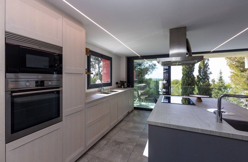 Tamarit Ski Chalet | VILLA LOTUS MARE