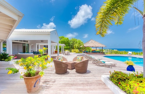 Les Terres Basses Villa | Villa Lotus Summary: