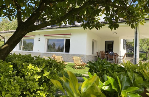 Berango Villa | VILLA LOUISE BILBAO, IN A GREEN SETTING, CLOSE TO THE CITY AND BEACHES