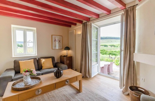 Aloxe-Corton Hotel | Villa Louise