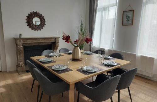 Saint-Amand-les-Eaux Apartment | VILLA LOUISE B, B comme Belle Epoque