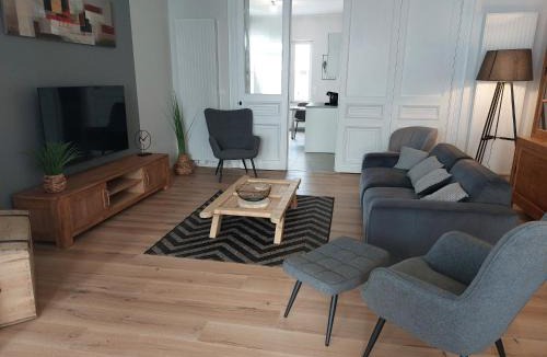 Saint-Amand-les-Eaux Apartment | VILLA LOUISE B, B comme Belle Epoque