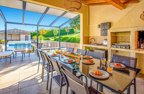 Loupia Villa | Villa Loupia by Villa Plus