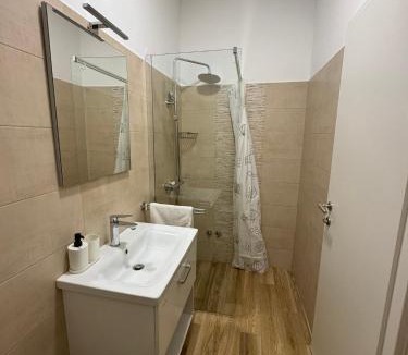Omisalj Bed & Breakfast | Villa Lovorka by VILLA EVA