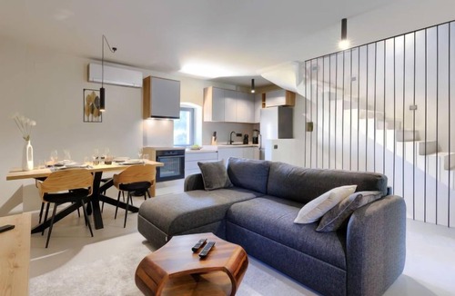 Tinjan House | Villa Luca by Interhome