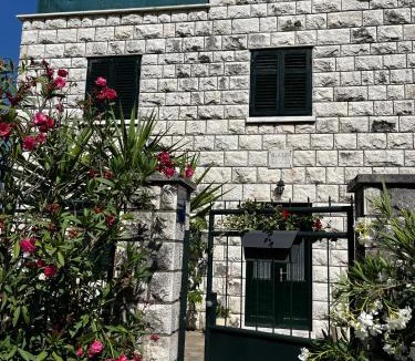 Hodilje Apartment | Villa Luka Apartman Niko