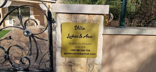Pinezici Villa | Villa Lukas&Ana s bazenom,dječjim igralištem