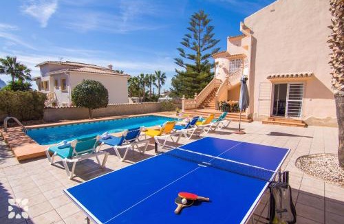 Casas de Torrat Villa | Villa Luna Feliz by Abahana Villas