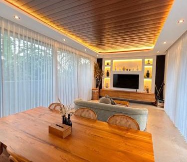 Taro Villa | Villa Lunci Taro