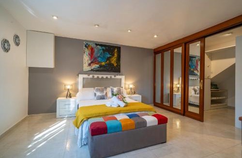 Condado del Jaruco Villa | Villa Lux Gallery Familiar Piscina Privada Barbacoa Aire Acondicionado