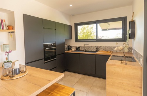 Saint-Jean-de-Vedas Villa | ★Villa Lux&Nature★10 mins from Montpellier ★