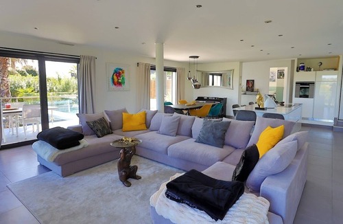 Montpellier Villa | Villa Luxe Bord de Golf - Pool, Jacuzzi & Absolute Calm