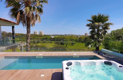 Montpellier Villa | Villa Luxe Bord de Golf - Pool, Jacuzzi & Absolute Calm