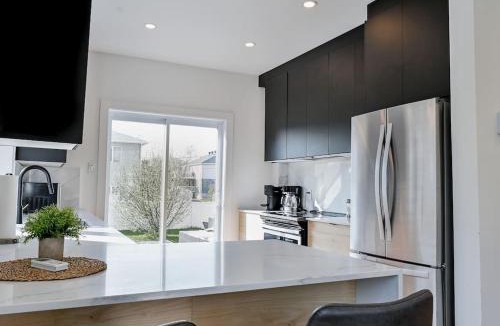 Trois-Rivieres Ouest Villa | Villa luxueuse avec vue sur le fleuve Villa GrandeCasa