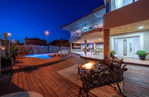 Reus Villa | Villa Luxury Rock Tirri