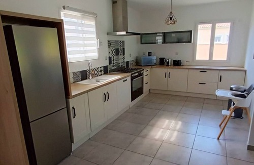 Lezan Villa | Villa Lyne - quiet garden, air conditioning