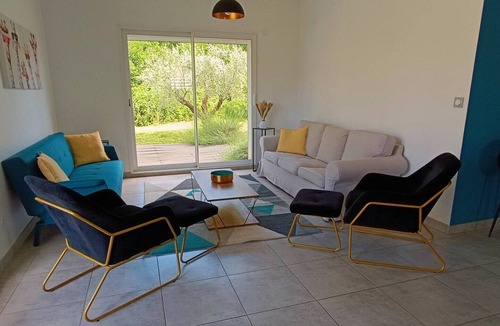 Lezan Villa | Villa Lyne - quiet garden, air conditioning