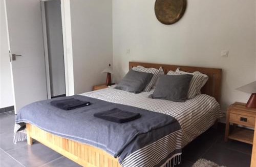 Fanadix Villa | Villa Lynn