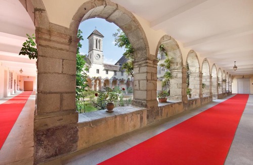 Autun Apartment | Villa Médicis AUTUN