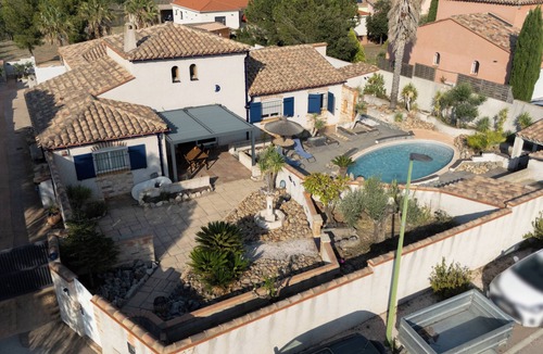Espira de l'Agly Villa | Villa Méditerranéenne 4 Chambres Plain-pied Avec Magnifique Piscine, Climatisée
