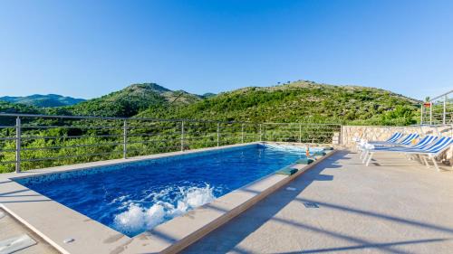 Orasac Villa | Villa M - Dubrovnik by Villas Guide