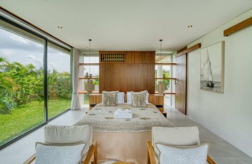 Tumbak Bayuh Villa | Villa M2 Bespoke 5BR Luxury Retreat in Canggu