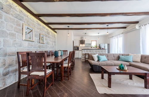 Zupa dubrovacka Apartment | Villa Made 4U - Deluxe Four Bedroom Apartment with Terrace and Sea View