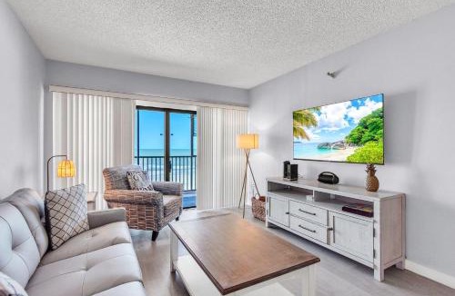 Madeira Beach House | Villa Madeira 305