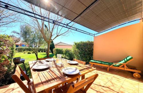 Homps Apartment | Villa Madinina 4pers PISCINE TERRASSE BBQ