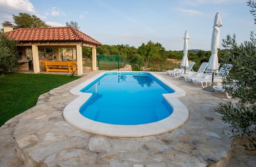 Razvode Villa | Villa Magic with heated pool