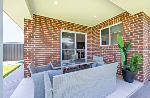 Dubbo House | Villa Magnolia Summar