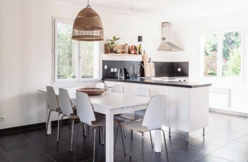 Cesseras Villa | VILLA MAISONBLANCHE