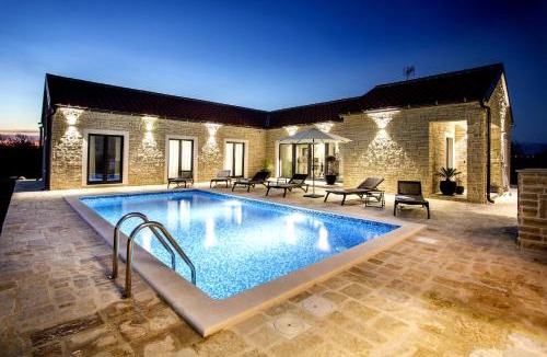 Privlaka Villa | Villa Mala ZadarVillas
