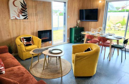 Saint-Germain-sur-Ay Villa | Villa Malgira, bord de mer