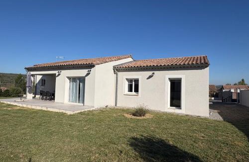Pradons House | Villa MaLou