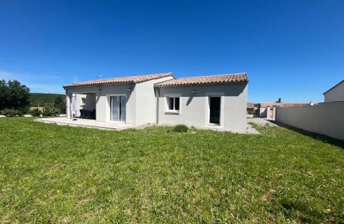 Pradons House | Villa MaLou