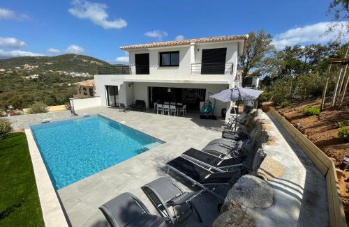 Cirendinu Villa | Villa Mamago