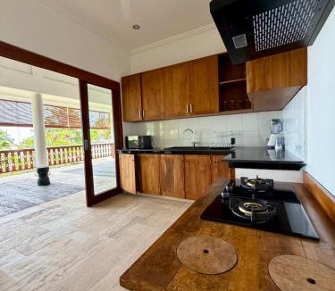 Sembiran Villa | Villa Manor Beachfront, North Bali
