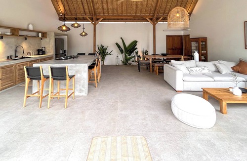 Jungut Batu Villa | Villa Manouch Lembongan
