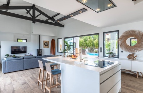 Arcangues Villa | Villa Manureva - Piscine au sel