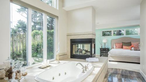 Manzanita House | Villa Manzanita by AvantStay